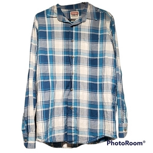 𝅺Wrangler button up‎